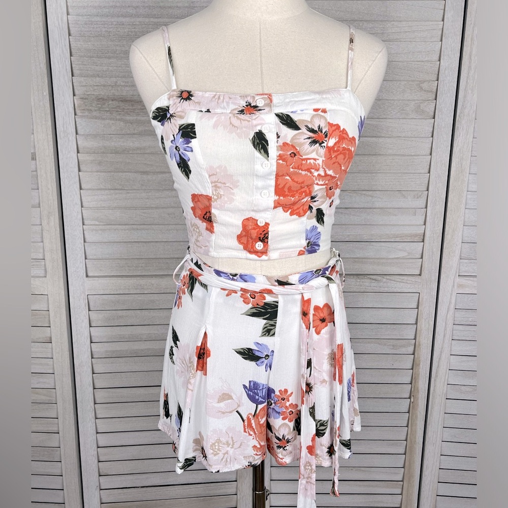 ONETHELAND Co-ord Pleated Short/Cami Set Floral Print-Small